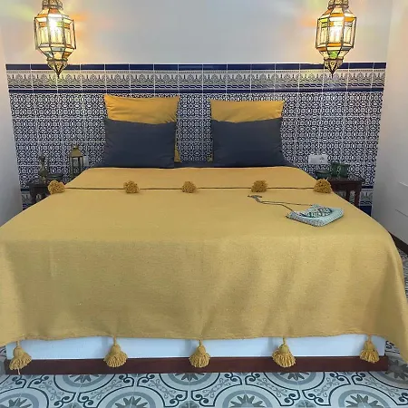 Kasbah Andaluz בית הארחה צ'יקלנה דה לה פרונטרה
